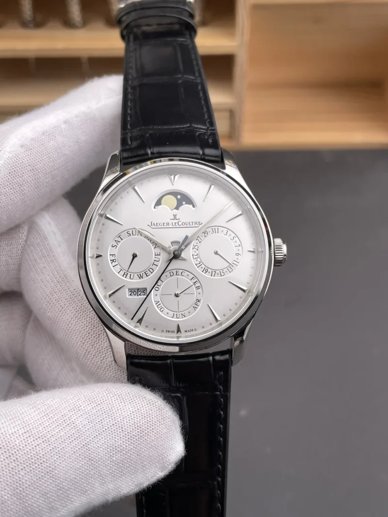 Jaeger-Le Coultre Ultra-Thin Master Perpetual Calendar 39mm