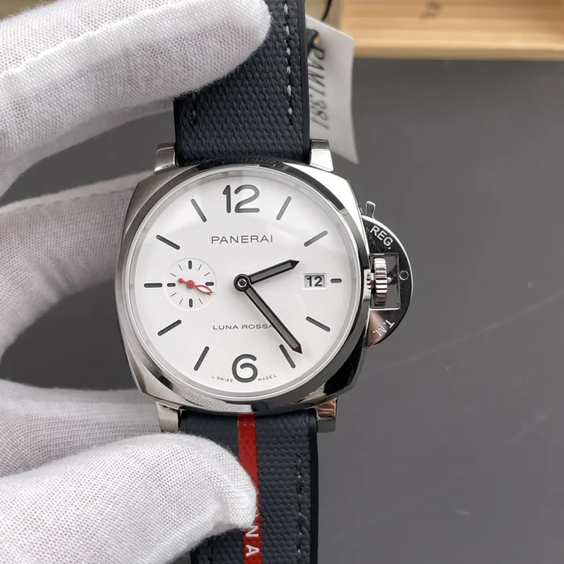 Panerai Luminor PAM1381 White Dial 42mm