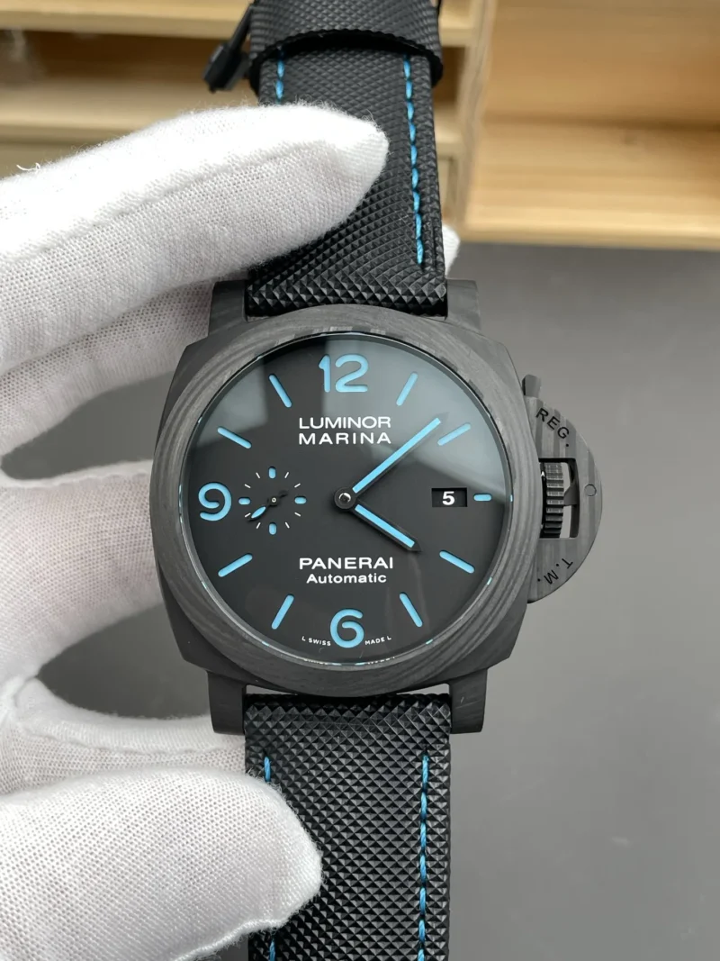 Panerai Luminor PAM1661 Carbon Fiber 44mm