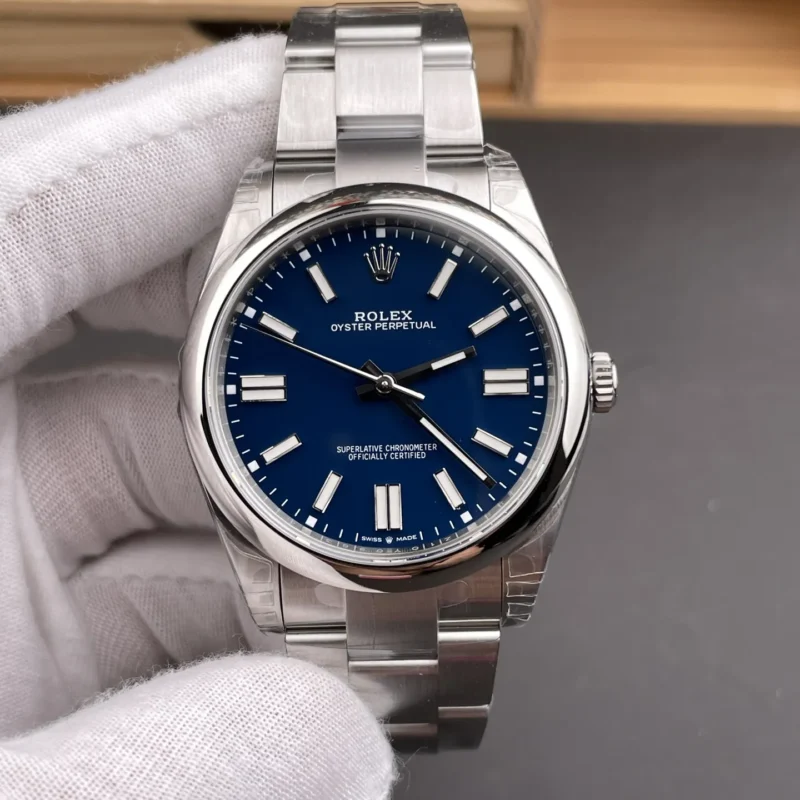 img01_1903_VS_劳力士_日志型_蚝式恒动_静谧蓝日志_41mm_3230机芯.webp Rolex Oyster Perpetual Blue 41mm