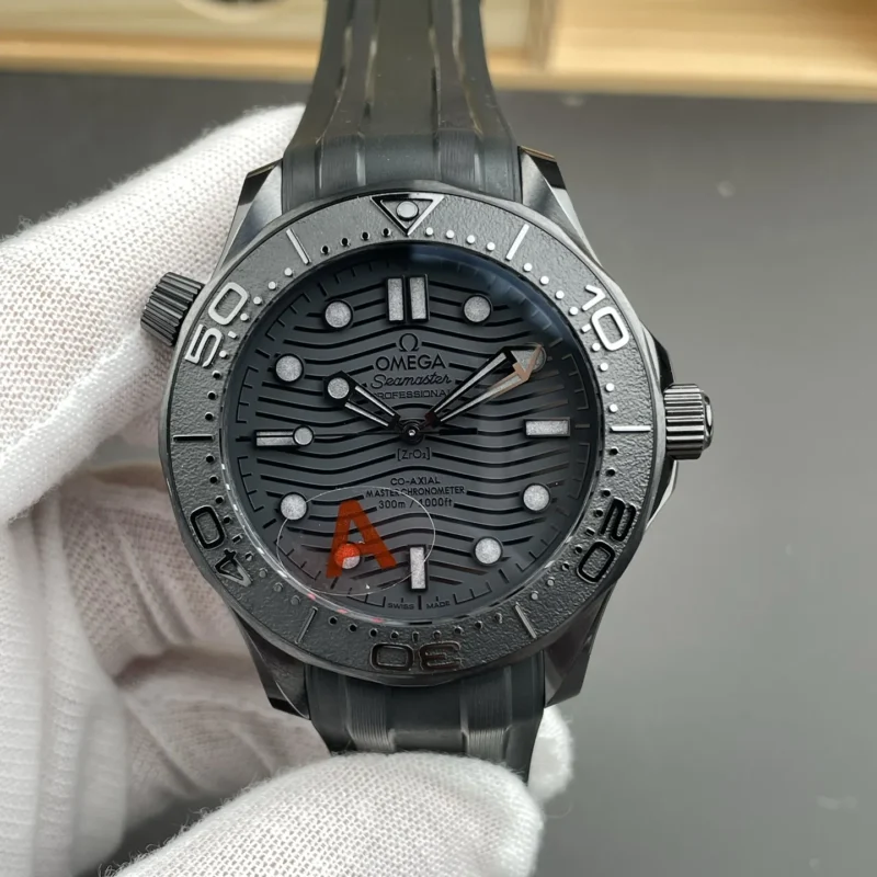 img01_2016_VS_欧米茄_海马系列_海马300_黑武士_墨黑海马V4版_42mm_8806机芯.webp Omega Seamaster 300 Black Vader 42mm