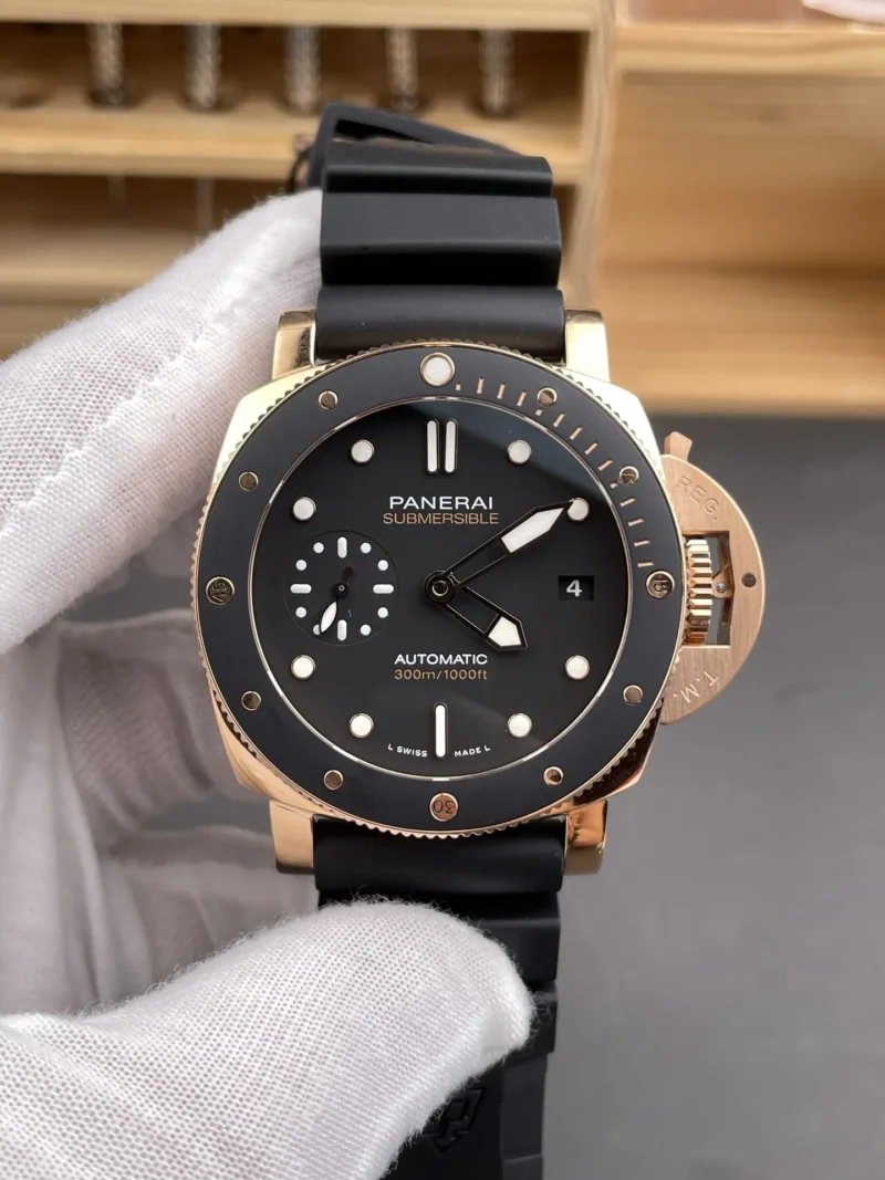 Panerai Luminor PAM2164 Rose Gold 42mm