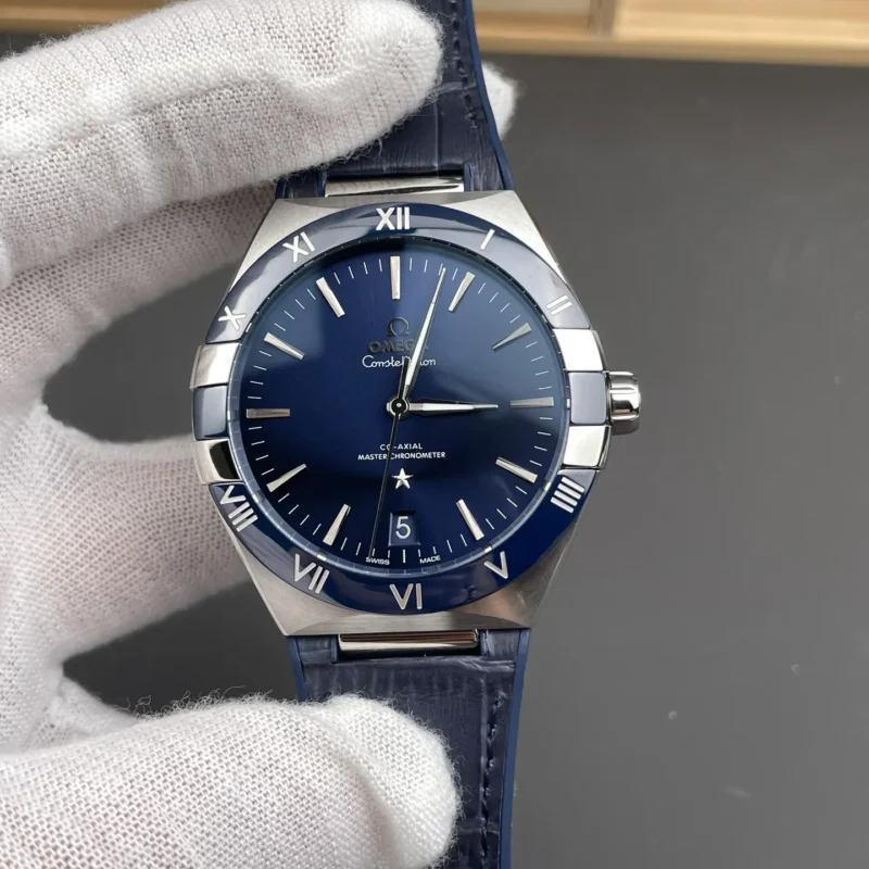 img01_2084_VS_欧米茄_星座系列_五代星座_蓝陶瓷圈_曼哈顿_41mm_8900机芯.webp Omega Constellation Ceramic 41mm