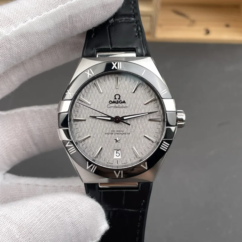 img01_2085_VS_欧米茄_星座系列_五代星座_陶瓷圈_格子纹_41mm_8900机芯.webp Omega Constellation Ceramic 41mm