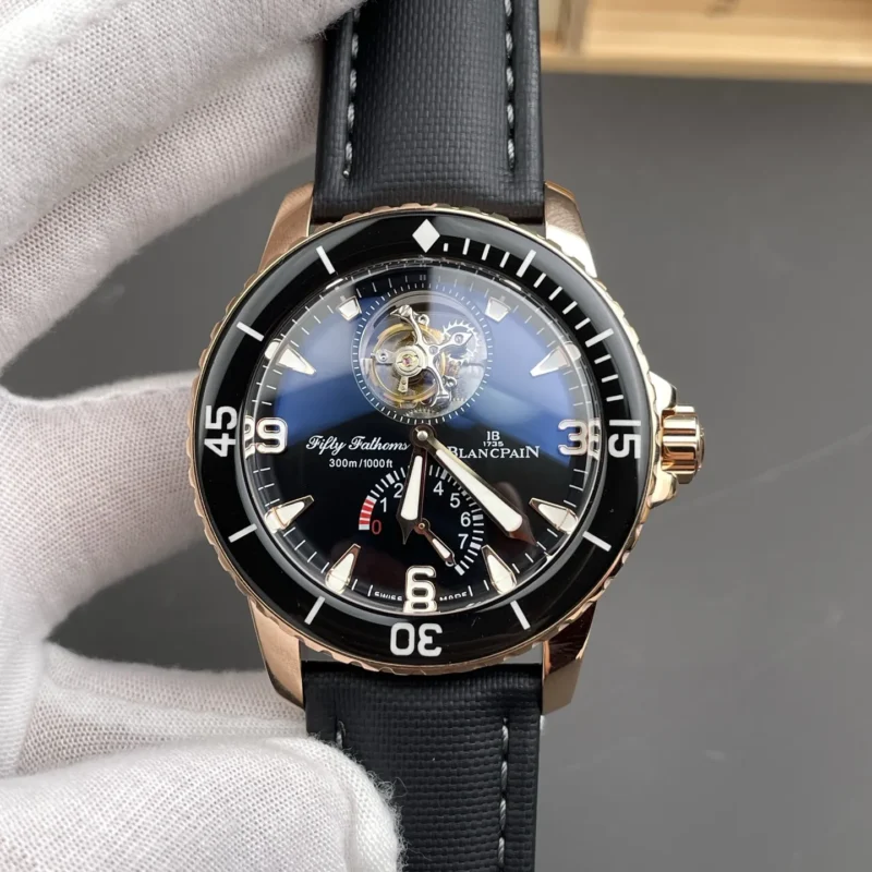 img01_2202_YS_宝珀_五十噚系列_五十寻玫瑰金_45mm_真陀飞轮机芯.webp Blancpain Fifty Fathoms Rose Gold 45mm