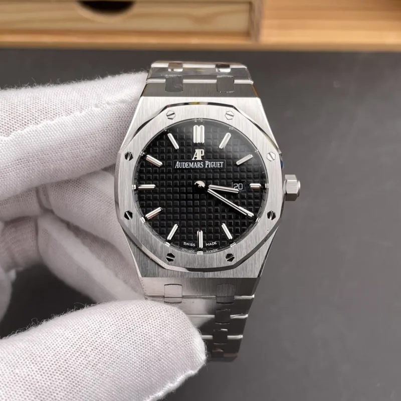 AP Royal Oak 67650 Black Dial 33mm