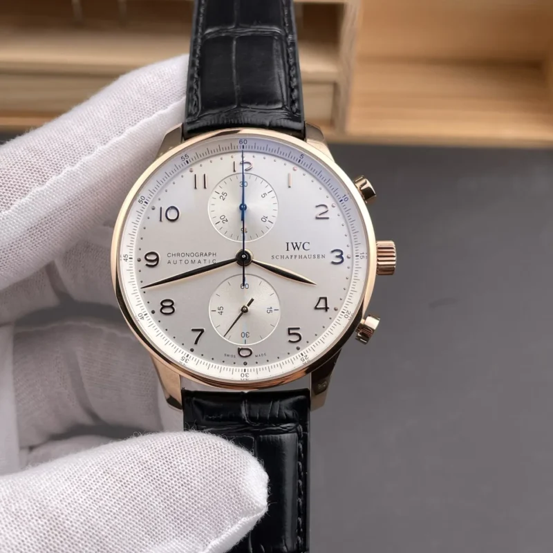 img01_2275_ZF_万国_葡萄牙系列_葡计玫瑰金壳白盘密底_40.9mm_7751计时机芯.webp IWC Portugieser Rose Gold 40.9mm
