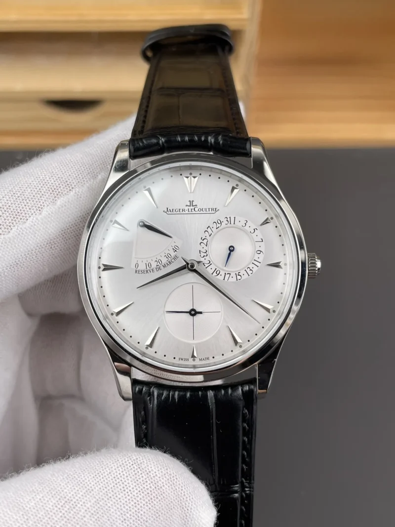 Jaeger-LeCoultre Master 39mm
