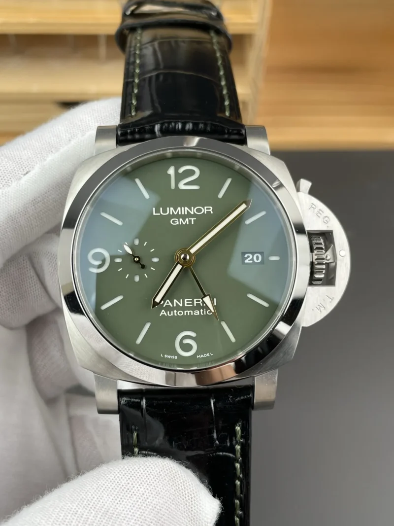 Panerai PAM1056 44mm