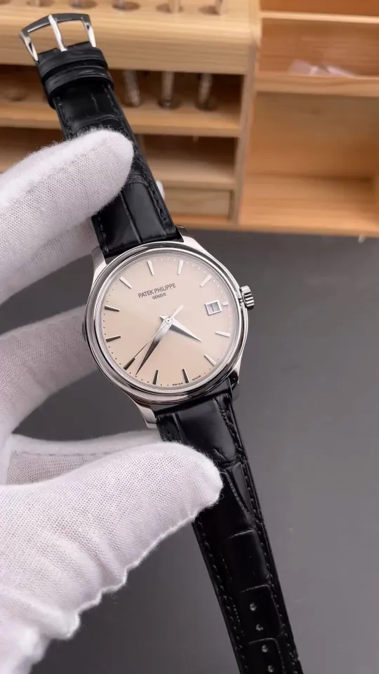 Patek Philippe Calatrava 5227 G White Gold 39mm