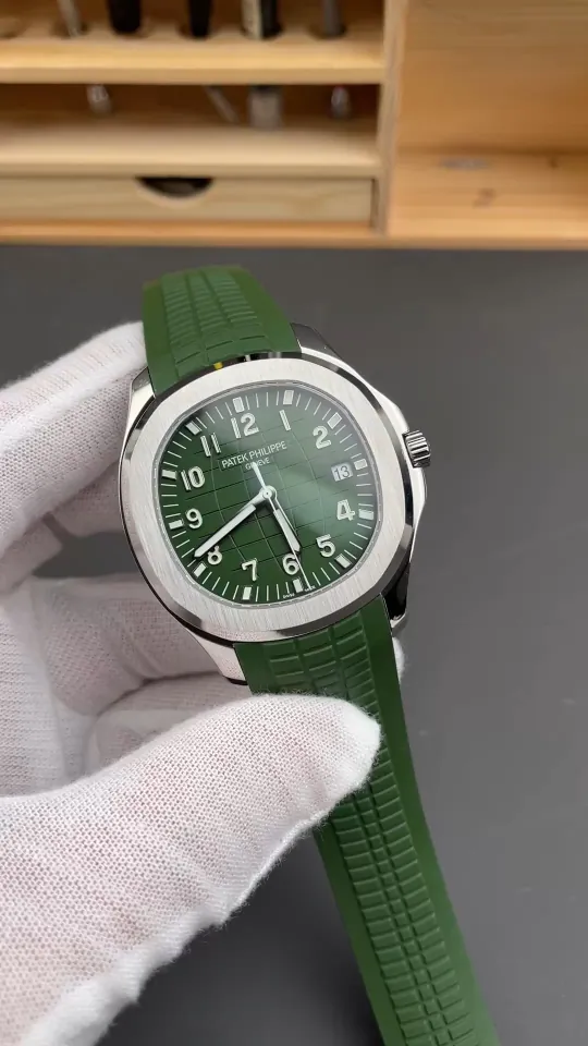 Patek Philippe Aquanaut 5168 G Green Dial 42mm