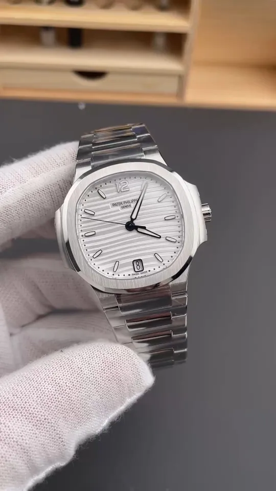 Patek Philippe Nautilus 7118 White Dial 35.2mm