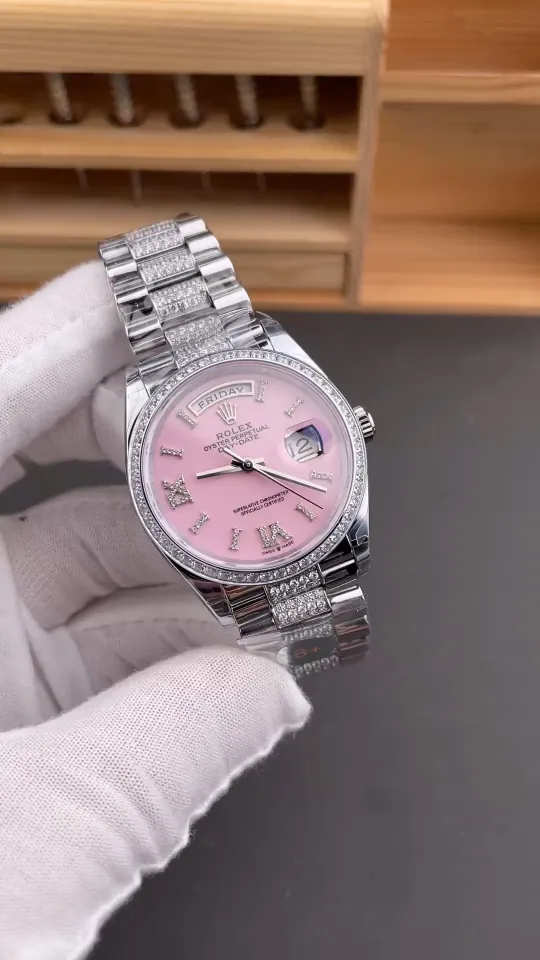 Rolex Day-Date Diamond Bezel 36mm
