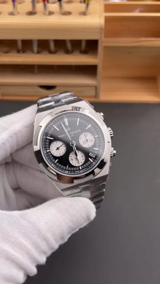 Vacheron Constantin Overseas 5500 Panda 42mm