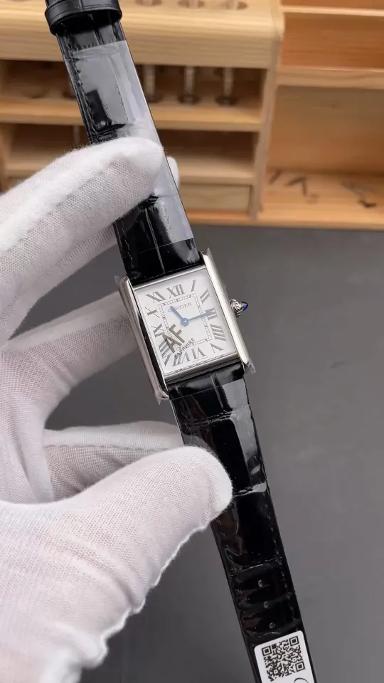 Cartier Tank White Dial 33.7x25.5mm