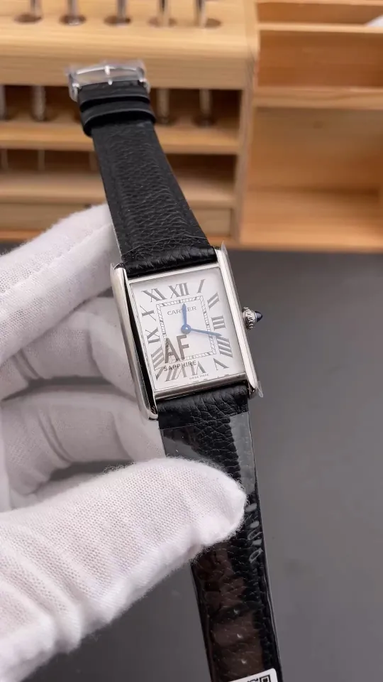 Cartier Tank New 33.7x25.5mm