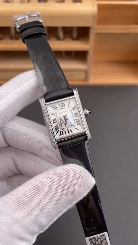 Cartier Tank Diamond Bezel 29.5x22mm