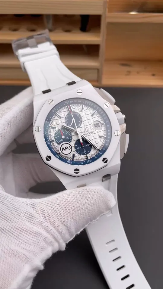 AP Royal Oak 26402 Ceramic 44mm