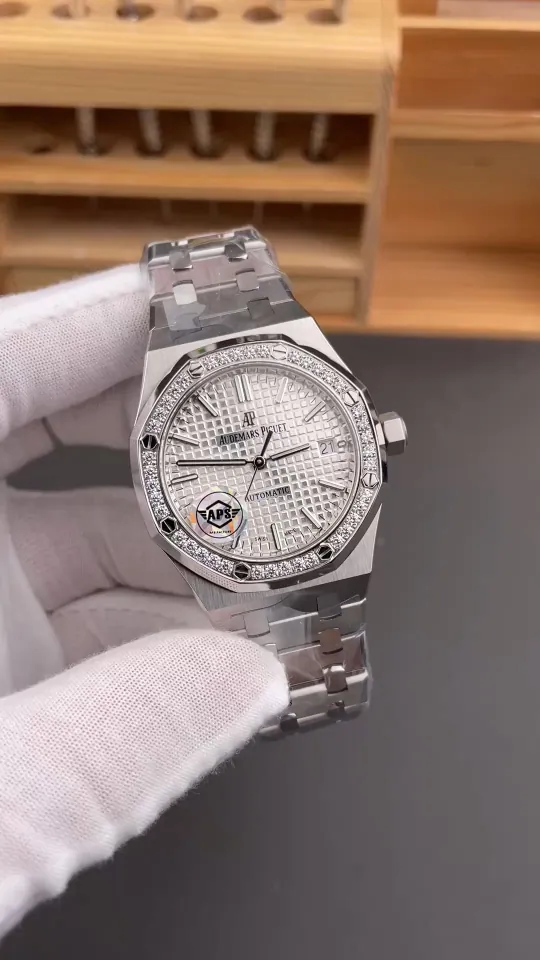 AP Royal Oak 15451 Diamond Bezel 37mm
