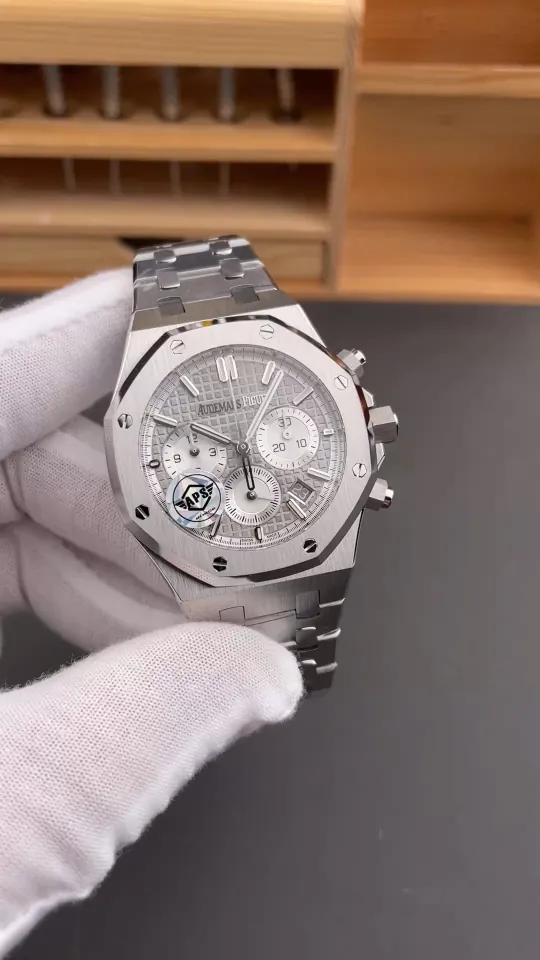 AP Royal Oak 26715 Grey Dial 38mm