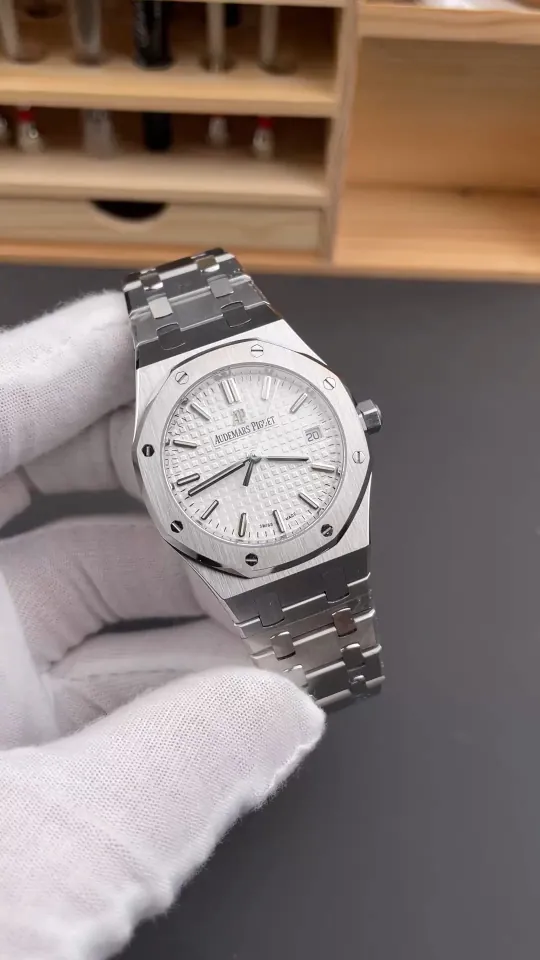 AP Royal Oak 77350 White Dial 34mm
