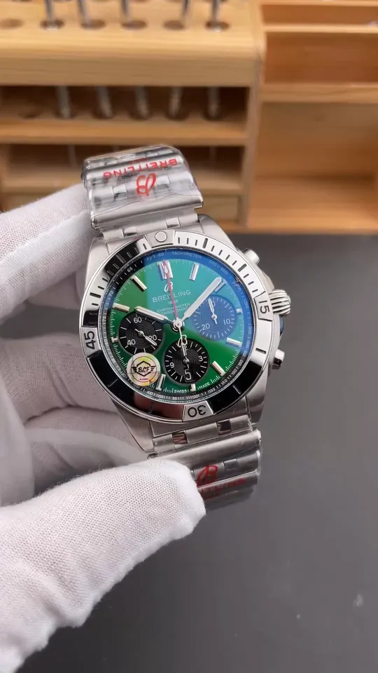 Breitling Chronomat B01 Green dial 42mm