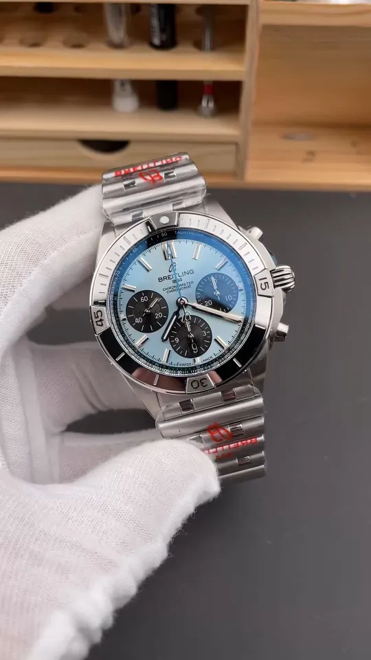 Breitling Chronomat B01 Blue dial 42mm
