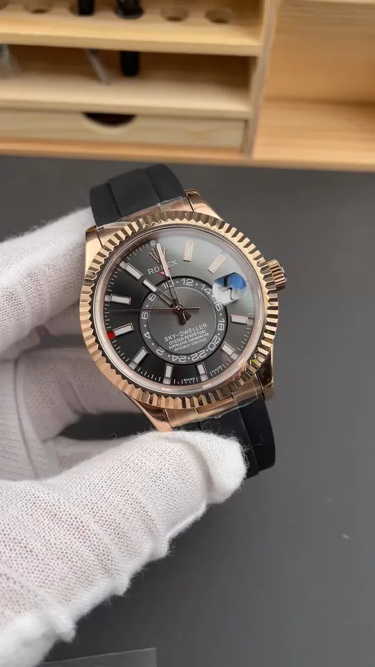 Rolex Sky-Dweller Rose Gold 42mm