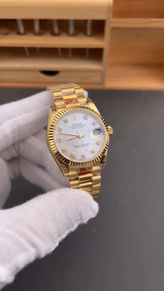 Rolex Datejust Mother-of-Pearl Ladies 31mm