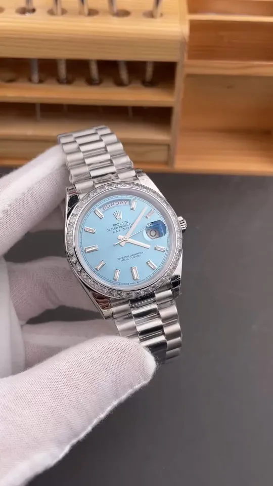 Rolex Day-Date Diamond Bezel 40mm