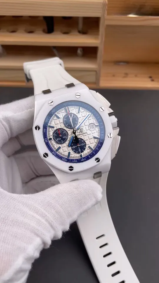 AP Royal Oak Offshore Ceramic 44mm
