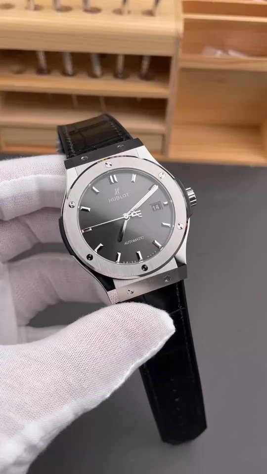 Hublot Classic Fusion Grey Dial 42mm