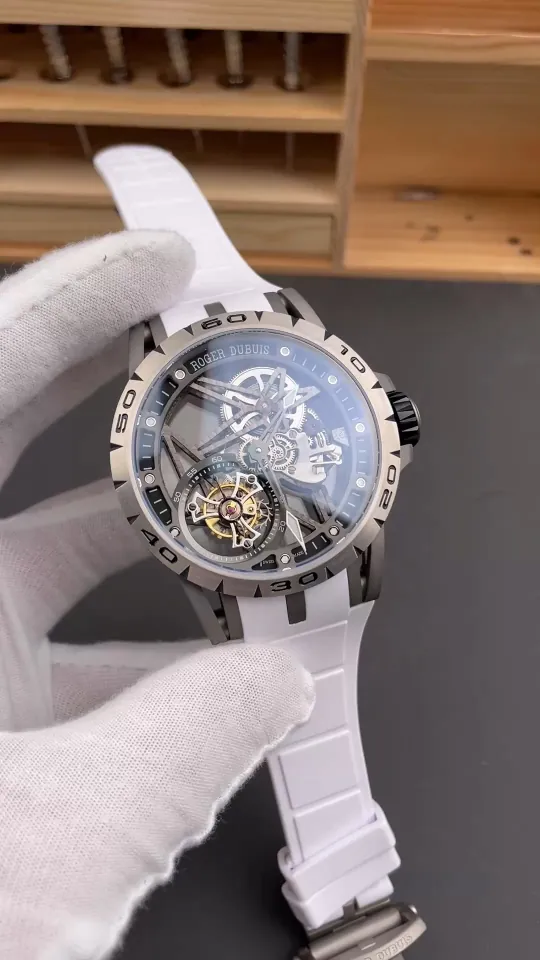 Roger Dubuis Excalibur Titanium 45mm