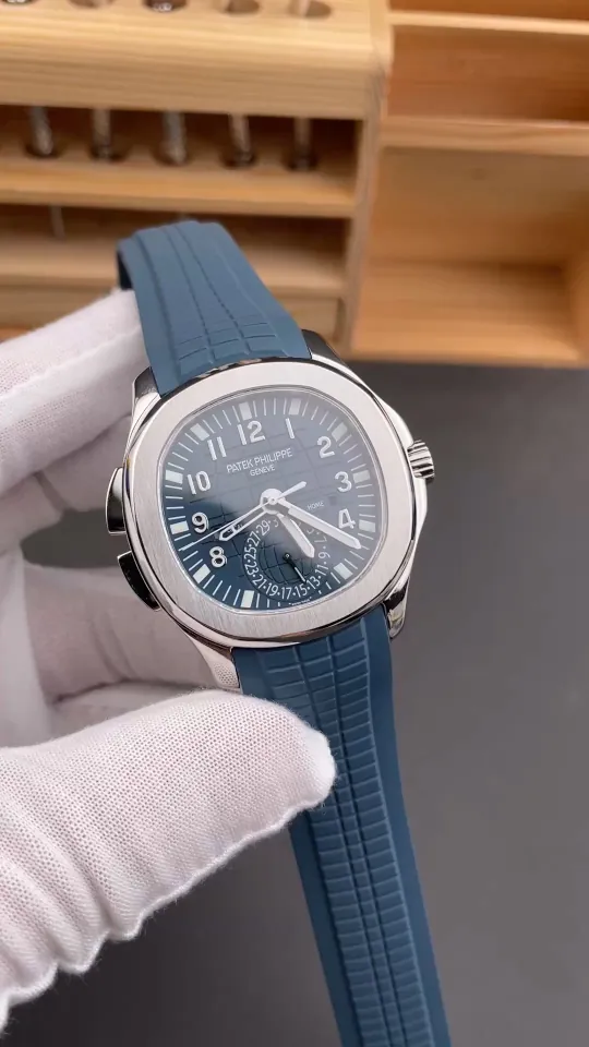 Patek Philippe Aquanaut Blue Dial 40.8mm