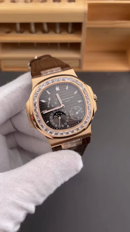 Patek Philippe Nautilus Rose Gold 40mm