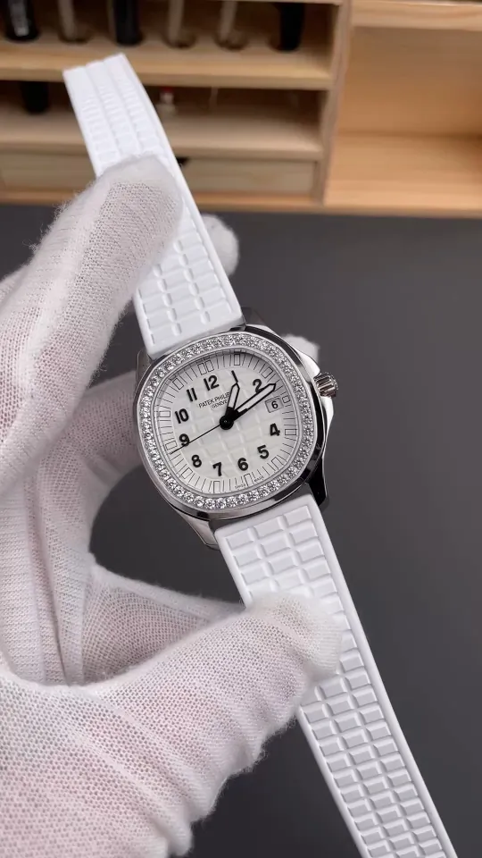 Patek Philippe Aquanaut Diamond Bezel 35.6mm