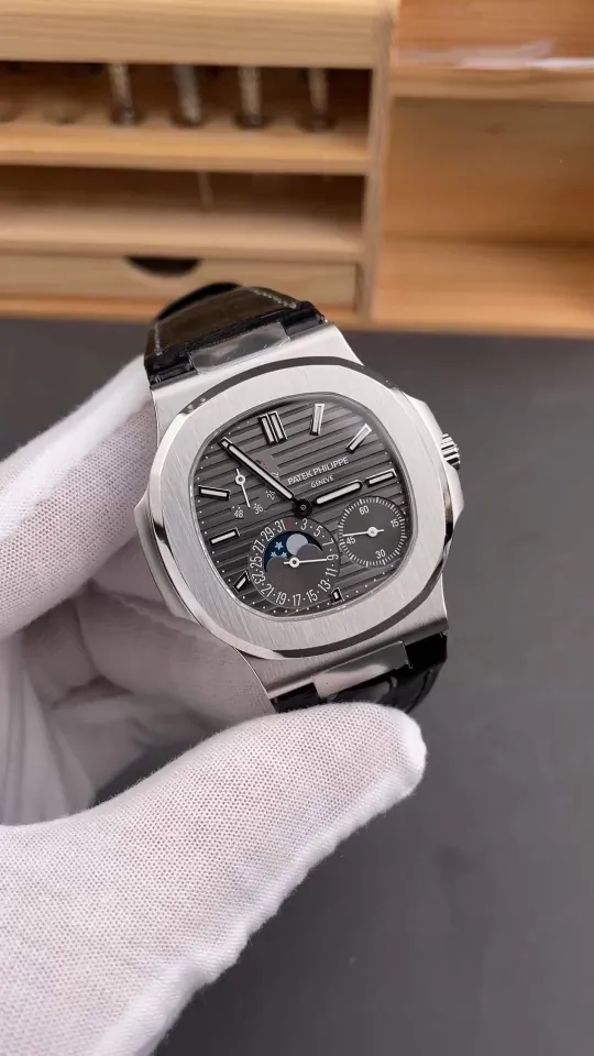 Patek Philippe Nautilus Grey Dial 40mm