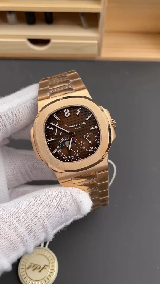 Patek Philippe Nautilus Rose Gold 40mm