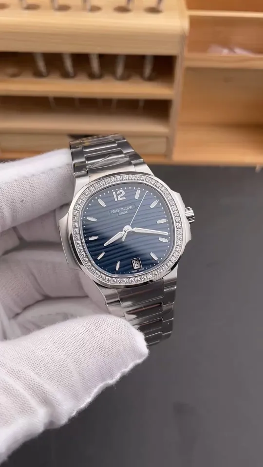Patek Philippe Nautilus Diamond Bezel 35.2mm