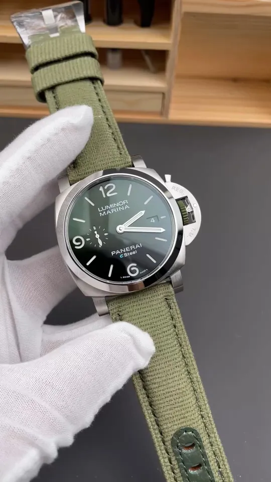 Panerai Luminor PAM1356 Green Dial 44mm