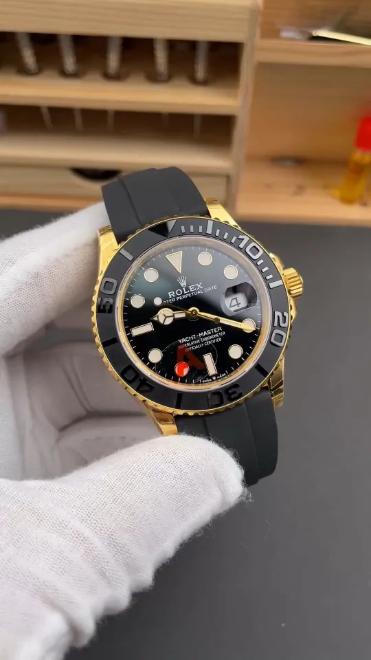 Rolex Yacht-Master Gold 42mm