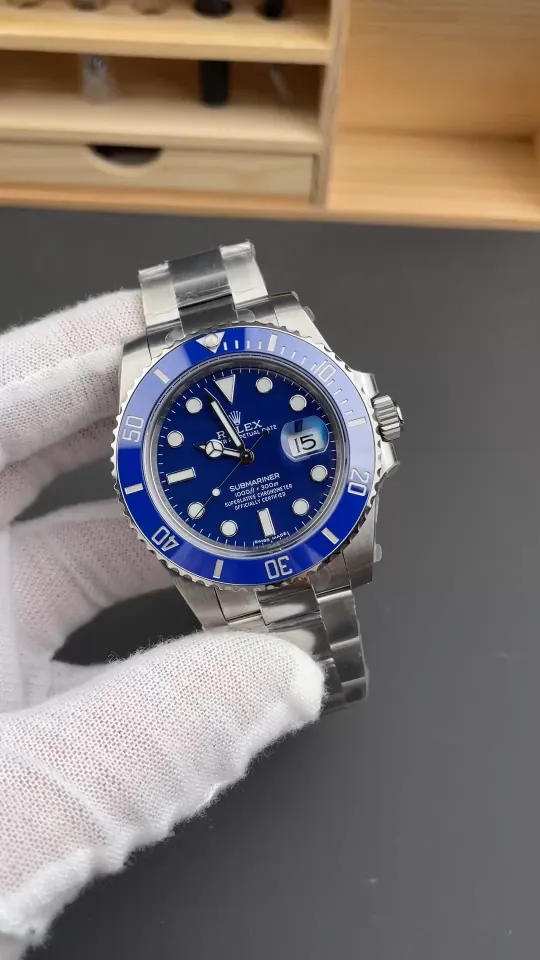 Rolex Submariner Blue 40mm