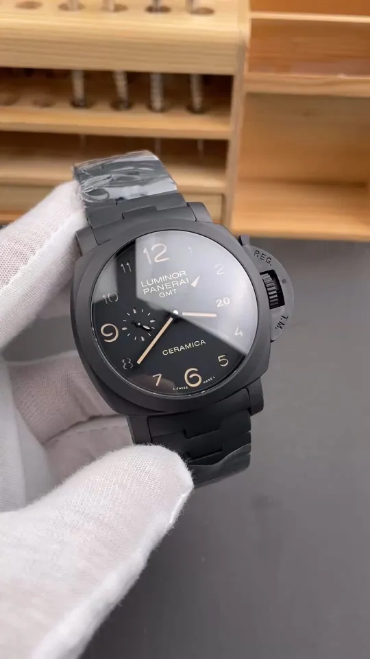 Panerai Luminor PAM438 Ceramic 44mm