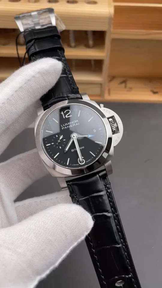 Panerai Luminor PAM1365 Black 40mm
