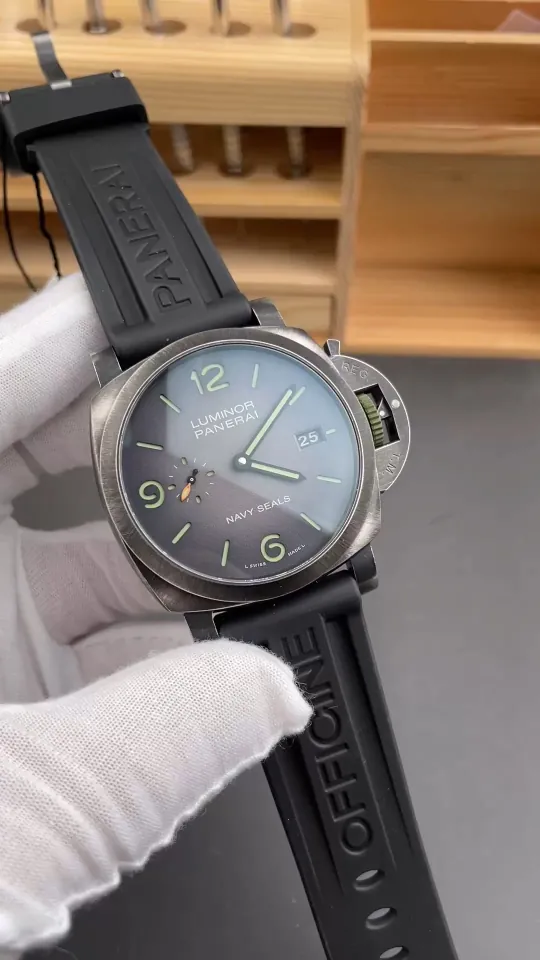 Panerai Luminor PAM1412 44mm
