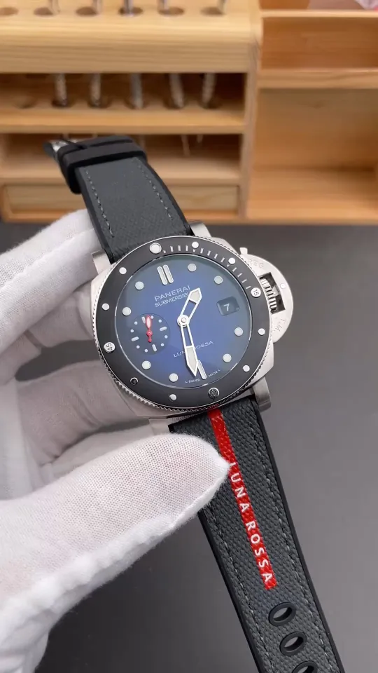 Panerai Luminor PAM1565 Blue 44mm