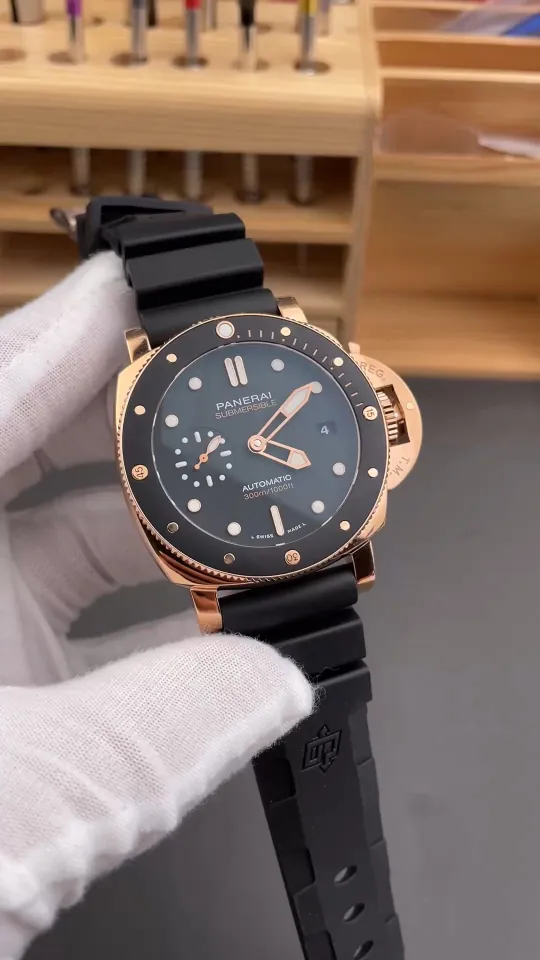 Panerai Luminor PAM2164 Rose Gold 42mm