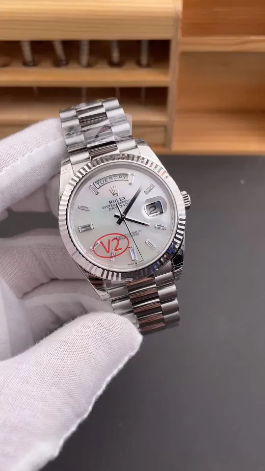 Rolex Day-Date Mother-of-Pearl 40mm