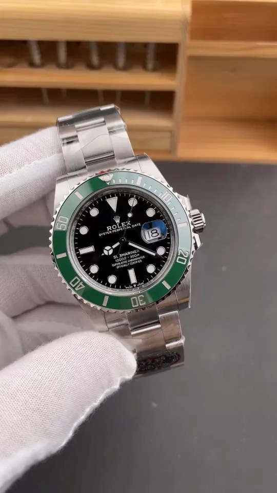 Rolex Submariner Green 41mm