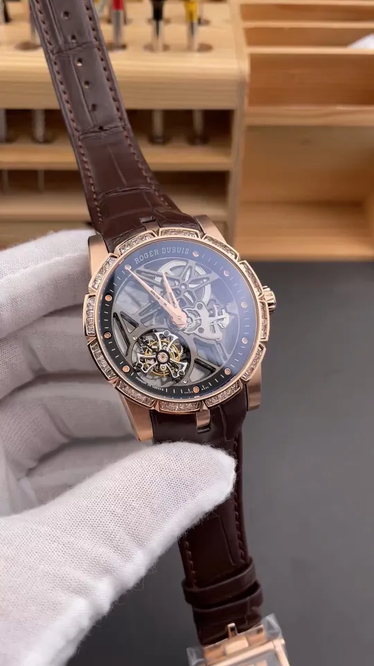 Roger Dubuis Excalibur Rose Gold 45mm